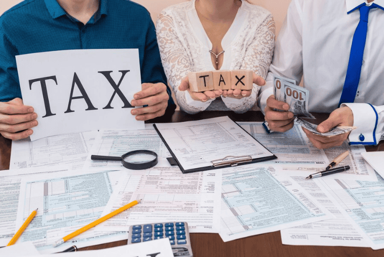 Transfer Your Small Business to Your Kids Tax-Free - Dexado Tax and Accounting